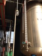 磁翻板液位計如何實現高低液位的報警